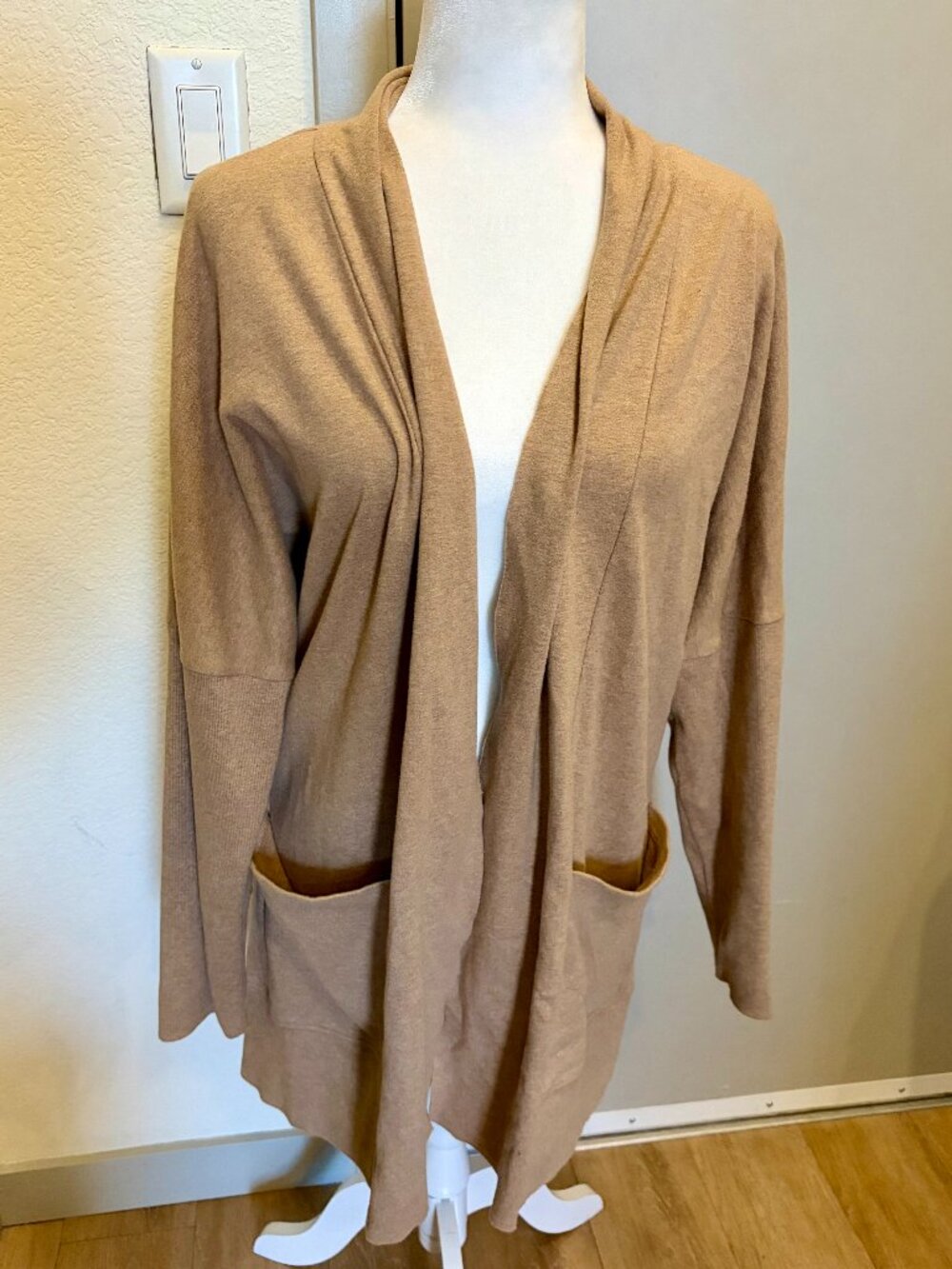 Women's Sesame Heather Airplane Wrap XS